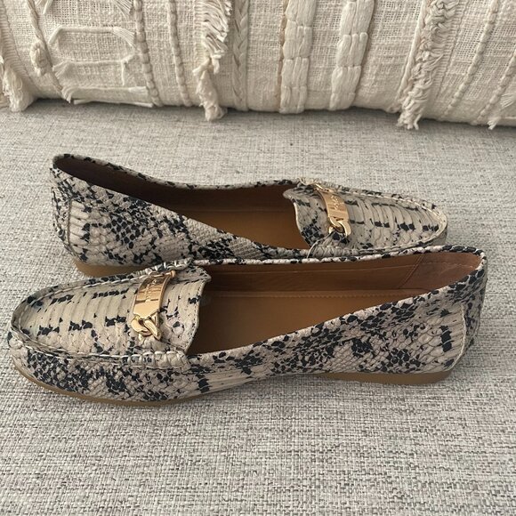 Women's Coach Snakeskin Textured Leather Loafers Olive A01096 Sz 9.5B - Picture 8 of 11